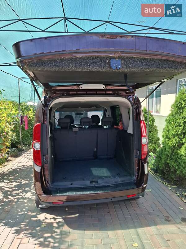 Минивэн Fiat Doblo 2012 в Николаеве
