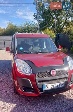 Минивэн Fiat Doblo 2010 в 