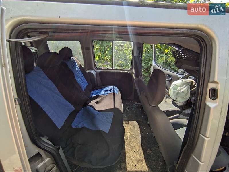 Минивэн Fiat Doblo 2003 в Виннице