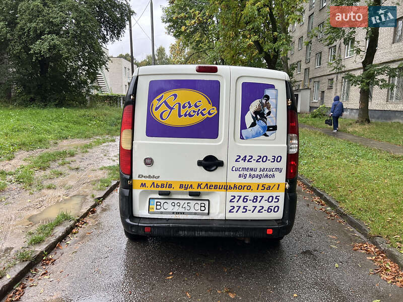Грузовой фургон Fiat Doblo 2010 в Львове