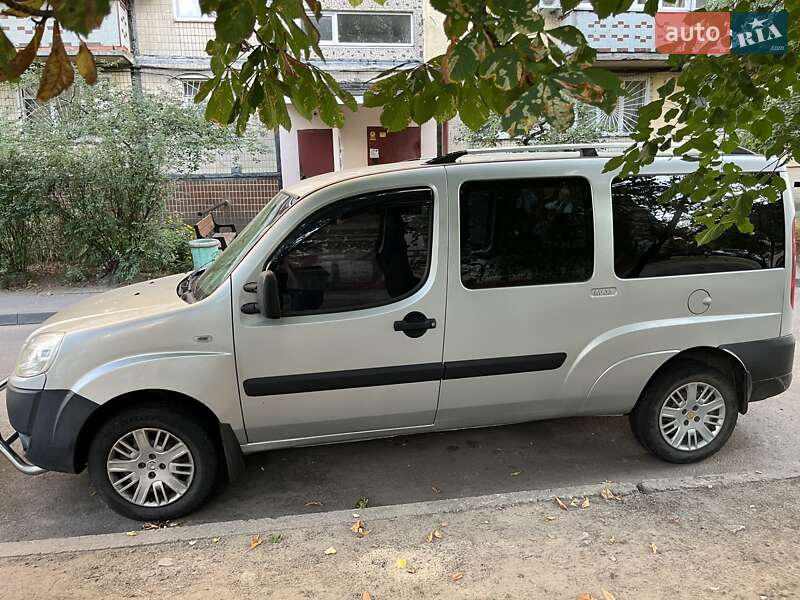 Минивэн Fiat Doblo 2008 в Днепре