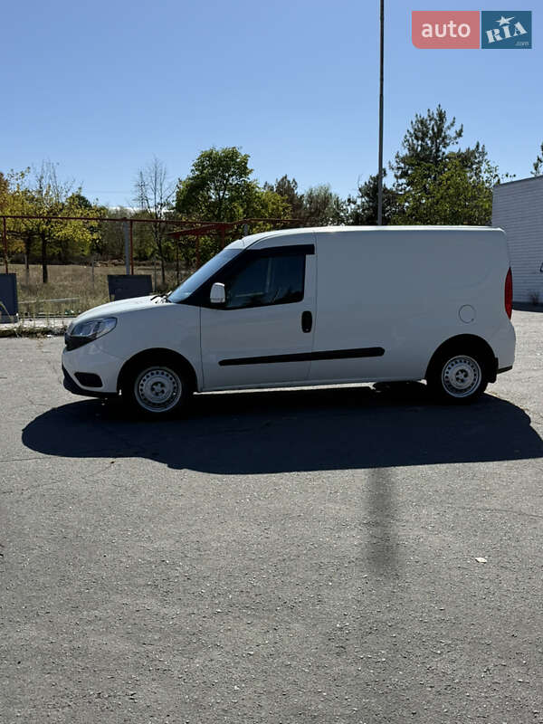 Грузовой фургон Fiat Doblo 2016 в Днепре фото 4 Грузовой фургон Fiat Doblo 2016 в Днепре