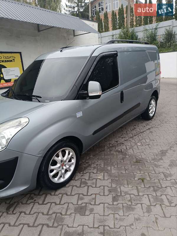 Минивэн Fiat Doblo 2012 в Сторожинце