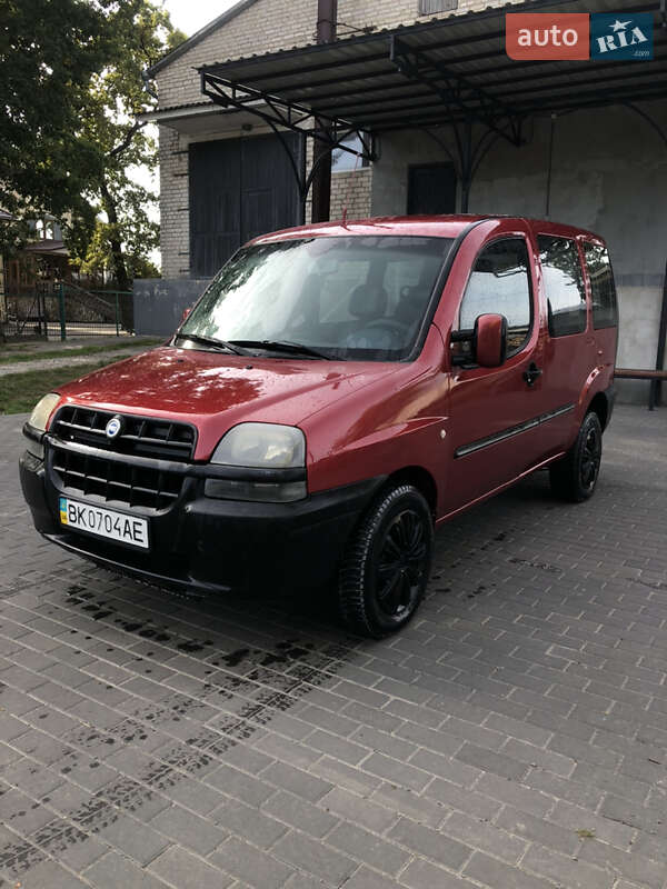 Минивэн Fiat Doblo 2002 в Луцке