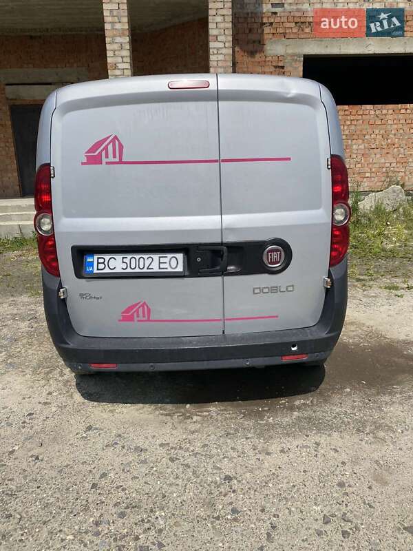 Грузовой фургон Fiat Doblo 2013 в Львове