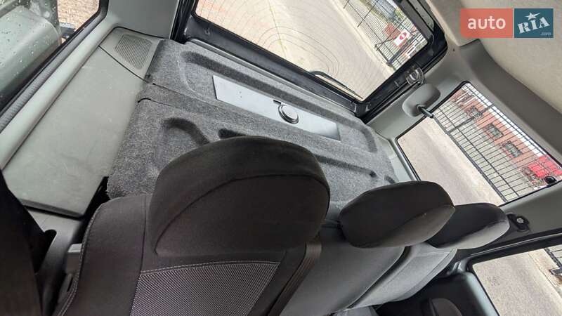 Минивэн Fiat Doblo 2008 в Киеве