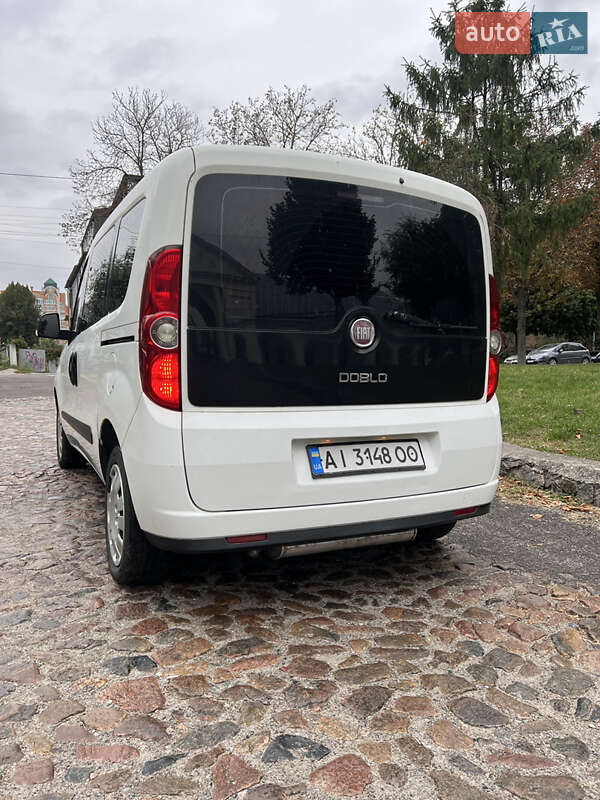 Минивэн Fiat Doblo 2011 в Белой Церкви
