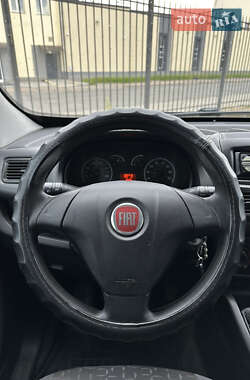 Минивэн Fiat Doblo 2012 в 