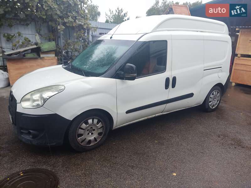Fiat Doblo 2013