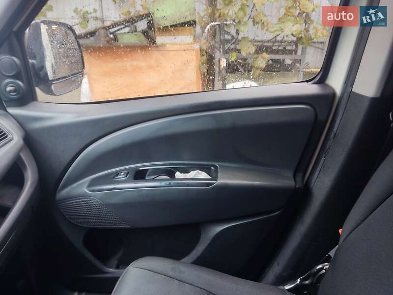 Грузовой фургон Fiat Doblo 2013 в Киеве