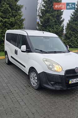 Минивэн Fiat Doblo 2010 в 