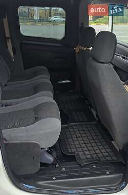 Минивэн Fiat Doblo 2010 в 