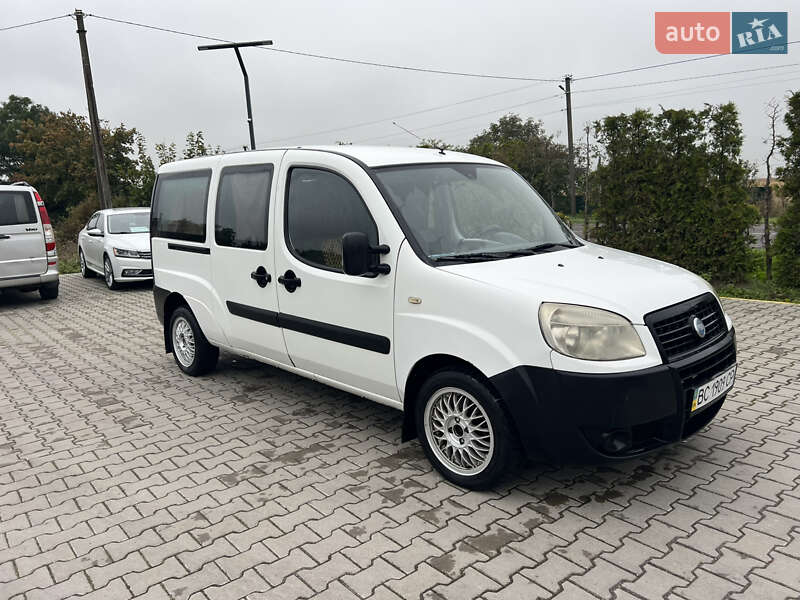 Минивэн Fiat Doblo 2006 в Радехове