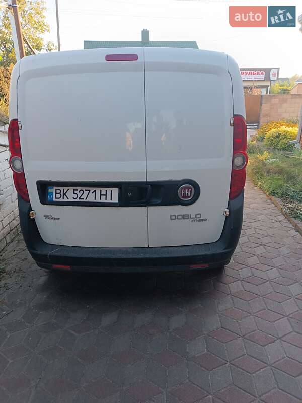 Грузовой фургон Fiat Doblo 2013 в Костополе
