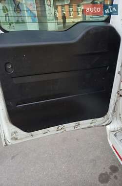 Грузовой фургон Fiat Doblo 2010 в 