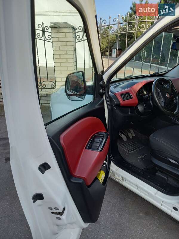 Грузовой фургон Fiat Doblo 2010 в Вольнянске фото 18 Грузовой фургон Fiat Doblo 2010 в Вольнянске