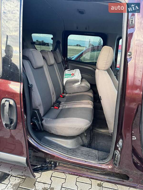 Минивэн Fiat Doblo 2015 в Киеве фото 14 Минивэн Fiat Doblo 2015 в Киеве