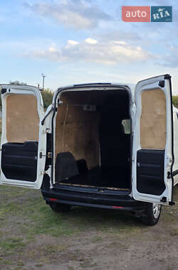 Грузовой фургон Fiat Doblo 2013 в 