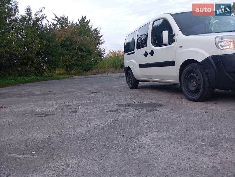 Минивэн Fiat Doblo 2006 в Бродах