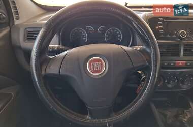 Минивэн Fiat Doblo 2010 в 