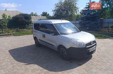 Минивэн Fiat Doblo 2011 в 