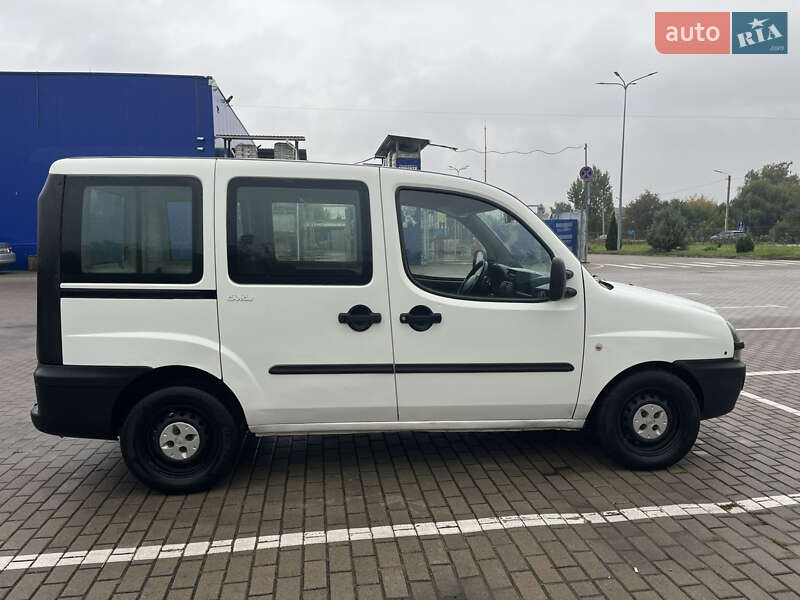 Минивэн Fiat Doblo 2005 в Дубно