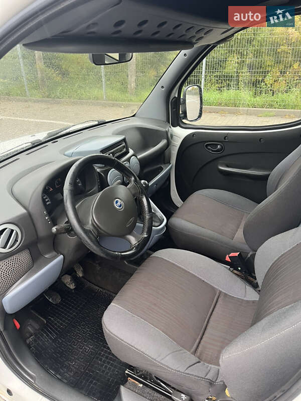 Минивэн Fiat Doblo 2005 в Дубно