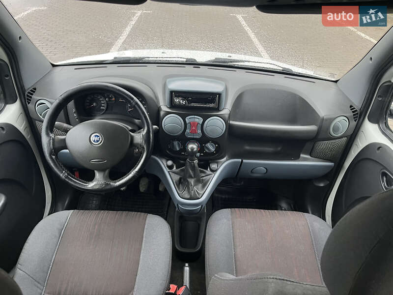 Минивэн Fiat Doblo 2005 в Дубно