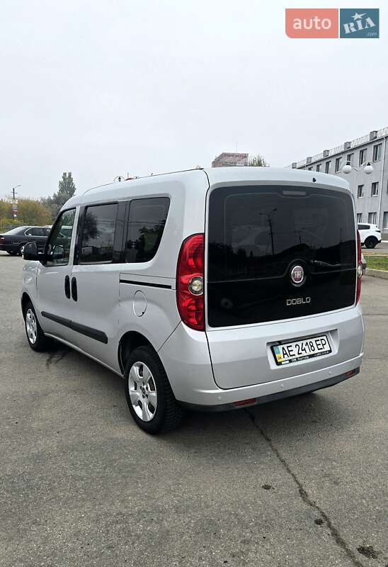 Минивэн Fiat Doblo 2011 в Днепре фото 4 Минивэн Fiat Doblo 2011 в Днепре