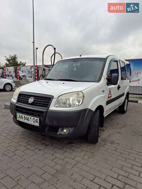 Минивэн Fiat Doblo 2013 в 