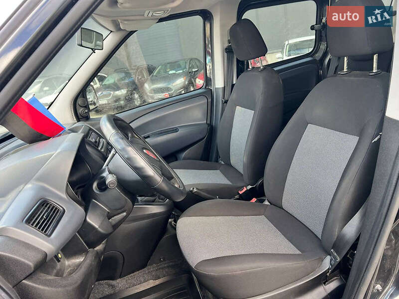 Мінівен Fiat Doblo 2011 в Львові