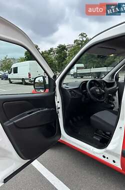 Вантажний фургон Fiat Doblo 2017 в 