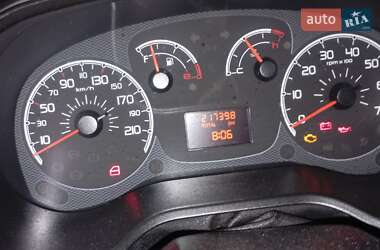 Минивэн Fiat Doblo 2010 в 