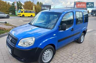 Минивэн Fiat Doblo 2011 в 
