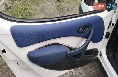 Минивэн Fiat Doblo 2003 в 