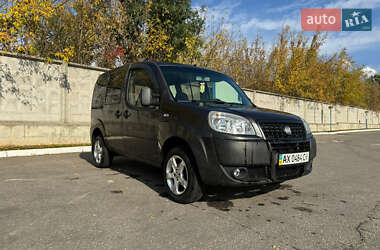 Мінівен Fiat Doblo 2011 в  фото 3 Мінівен Fiat Doblo 2011 в