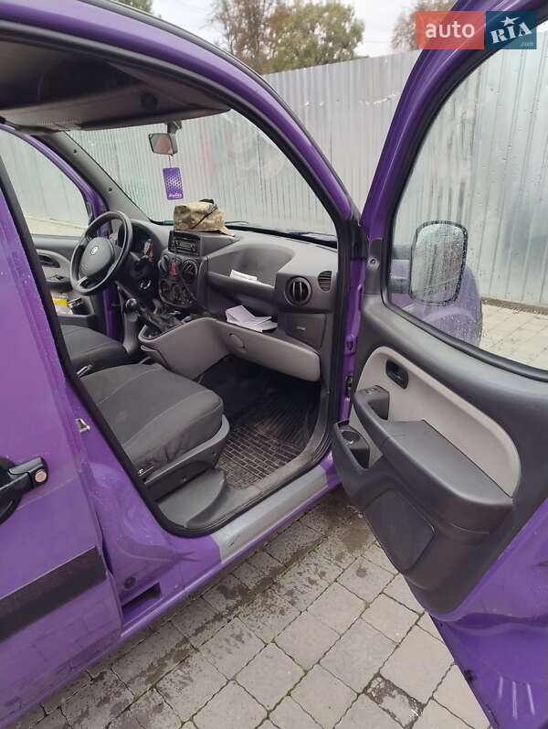 Минивэн Fiat Doblo 2007 в Ужгороде