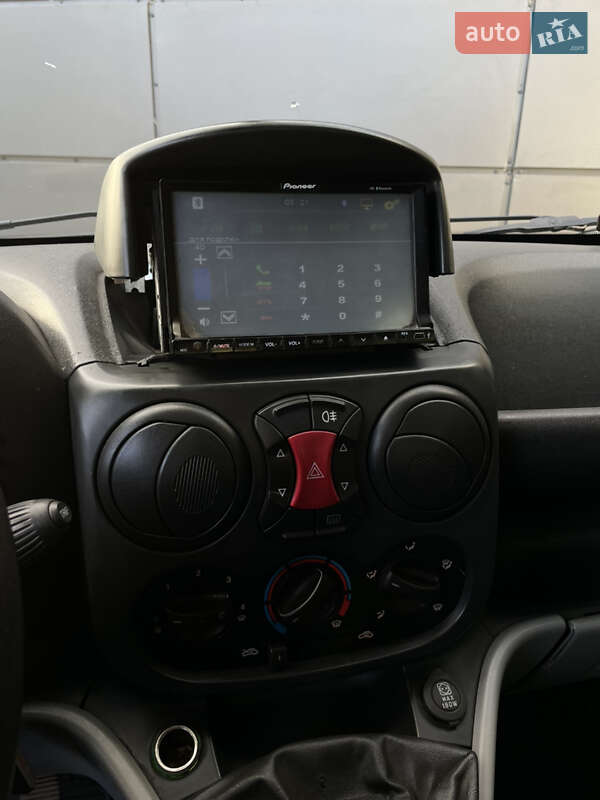 Мінівен Fiat Doblo 2011 в Одесі фото 11 Мінівен Fiat Doblo 2011 в Одесі