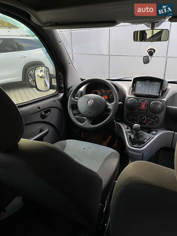 Мінівен Fiat Doblo 2011 в Одесі фото 14 Мінівен Fiat Doblo 2011 в Одесі