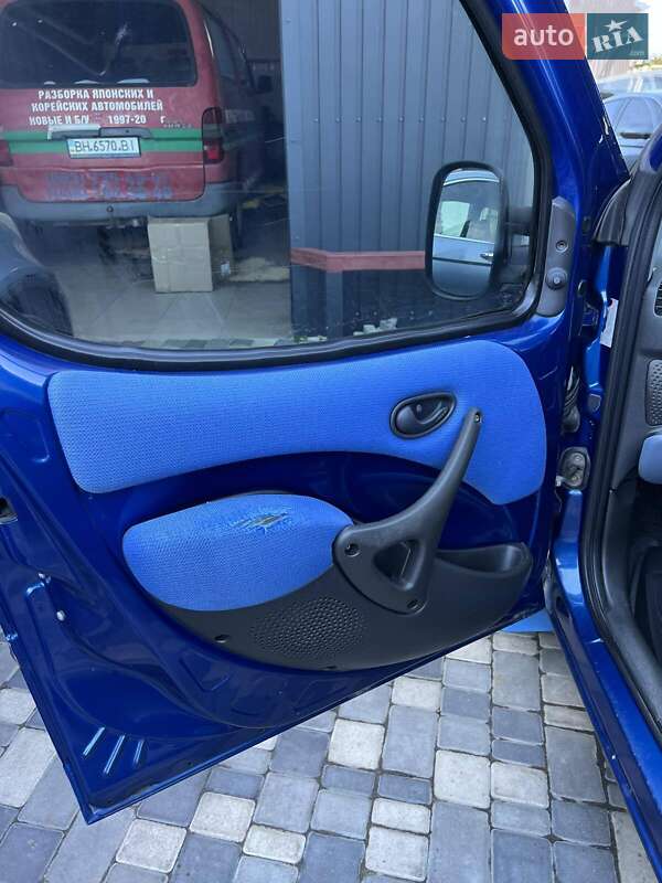 Мінівен Fiat Doblo 2005 в Одесі