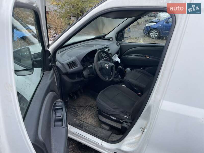 Вантажний фургон Fiat Doblo 2011 в Миколаєві фото 2 Вантажний фургон Fiat Doblo 2011 в Миколаєві