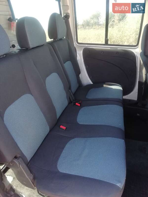 Мінівен Fiat Doblo 2012 в Дніпрі фото 9 Мінівен Fiat Doblo 2012 в Дніпрі