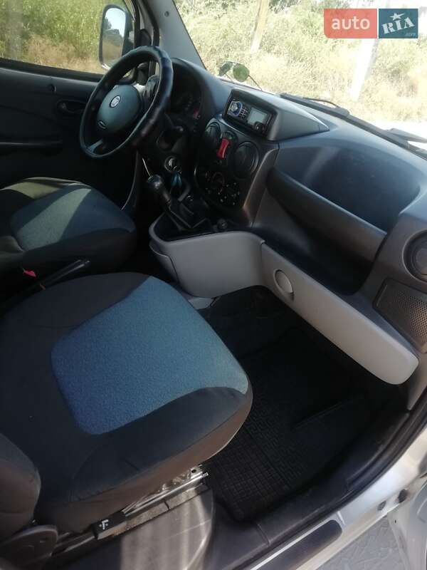 Мінівен Fiat Doblo 2012 в Дніпрі фото 10 Мінівен Fiat Doblo 2012 в Дніпрі