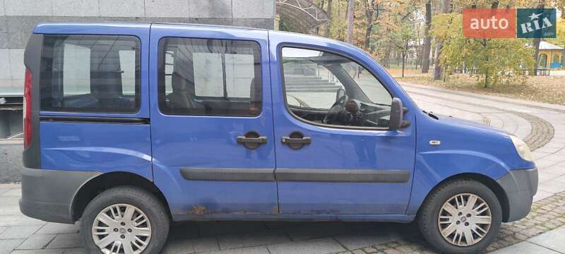 Мінівен Fiat Doblo 2007 в Києві
