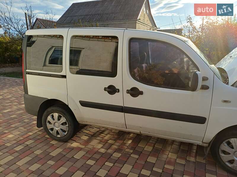 Минивэн Fiat Doblo 2006 в Петриковке