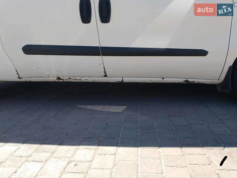 Вантажний фургон Fiat Doblo 2011 в Львові фото 5 Вантажний фургон Fiat Doblo 2011 в Львові