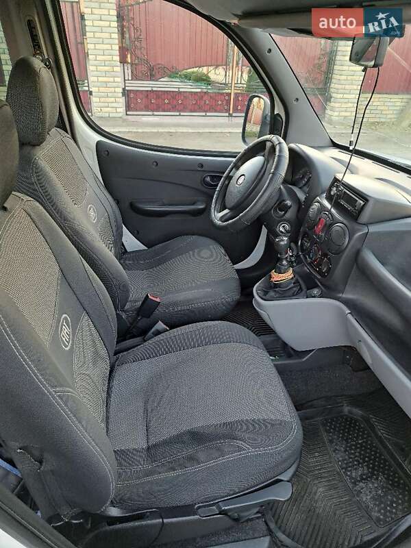 Мінівен Fiat Doblo 2008 в Тернополі фото 14 Мінівен Fiat Doblo 2008 в Тернополі