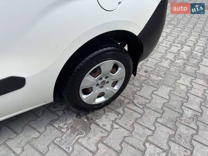 Минивэн Fiat Doblo 2011 в Ивано-Франково фото 11 Минивэн Fiat Doblo 2011 в Ивано-Франково