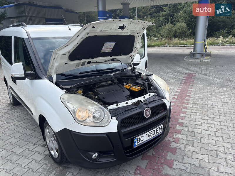 Минивэн Fiat Doblo 2011 в Ивано-Франково фото 30 Минивэн Fiat Doblo 2011 в Ивано-Франково