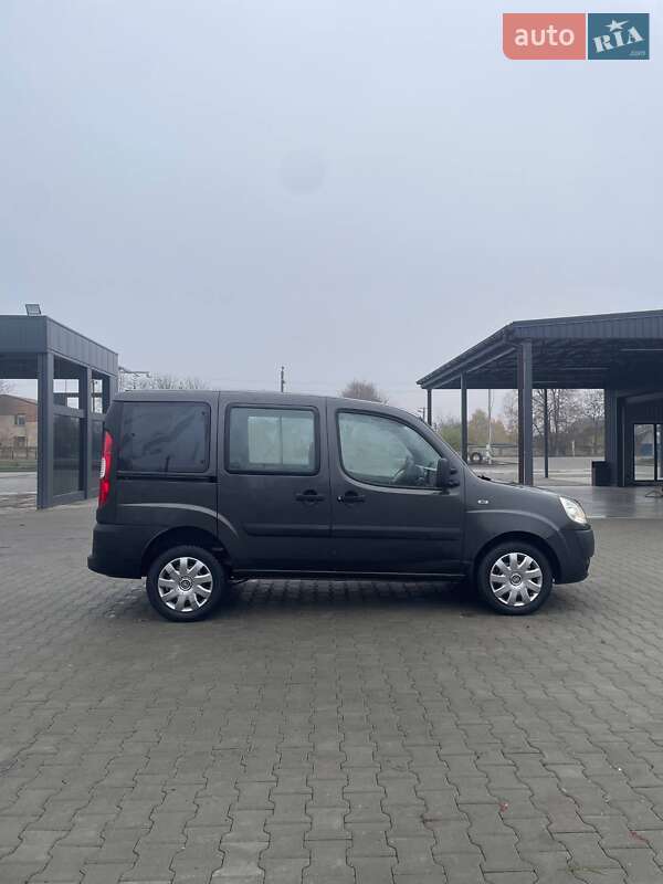 Мінівен Fiat Doblo 2011 в Кривому Озері